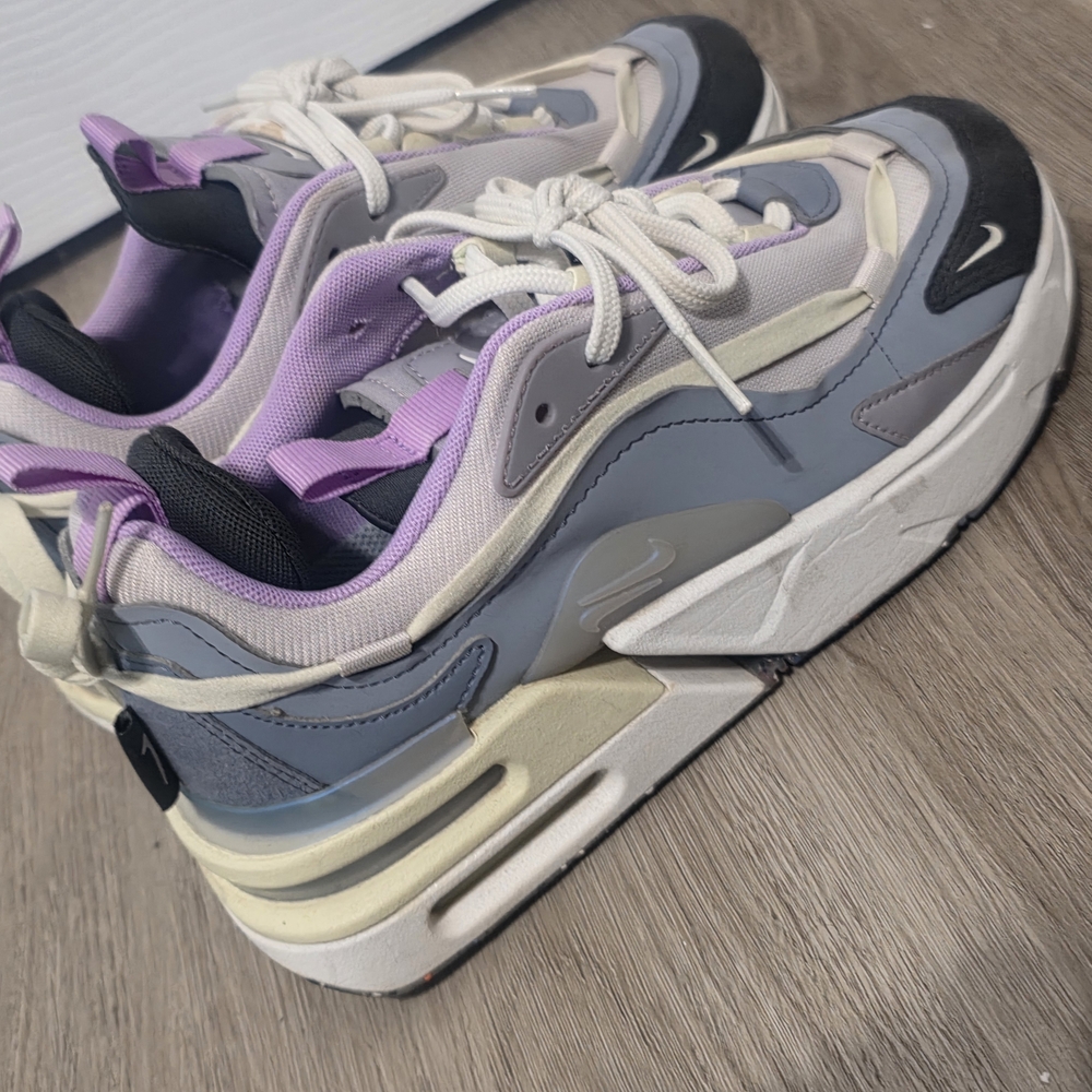 Nike Furyosa